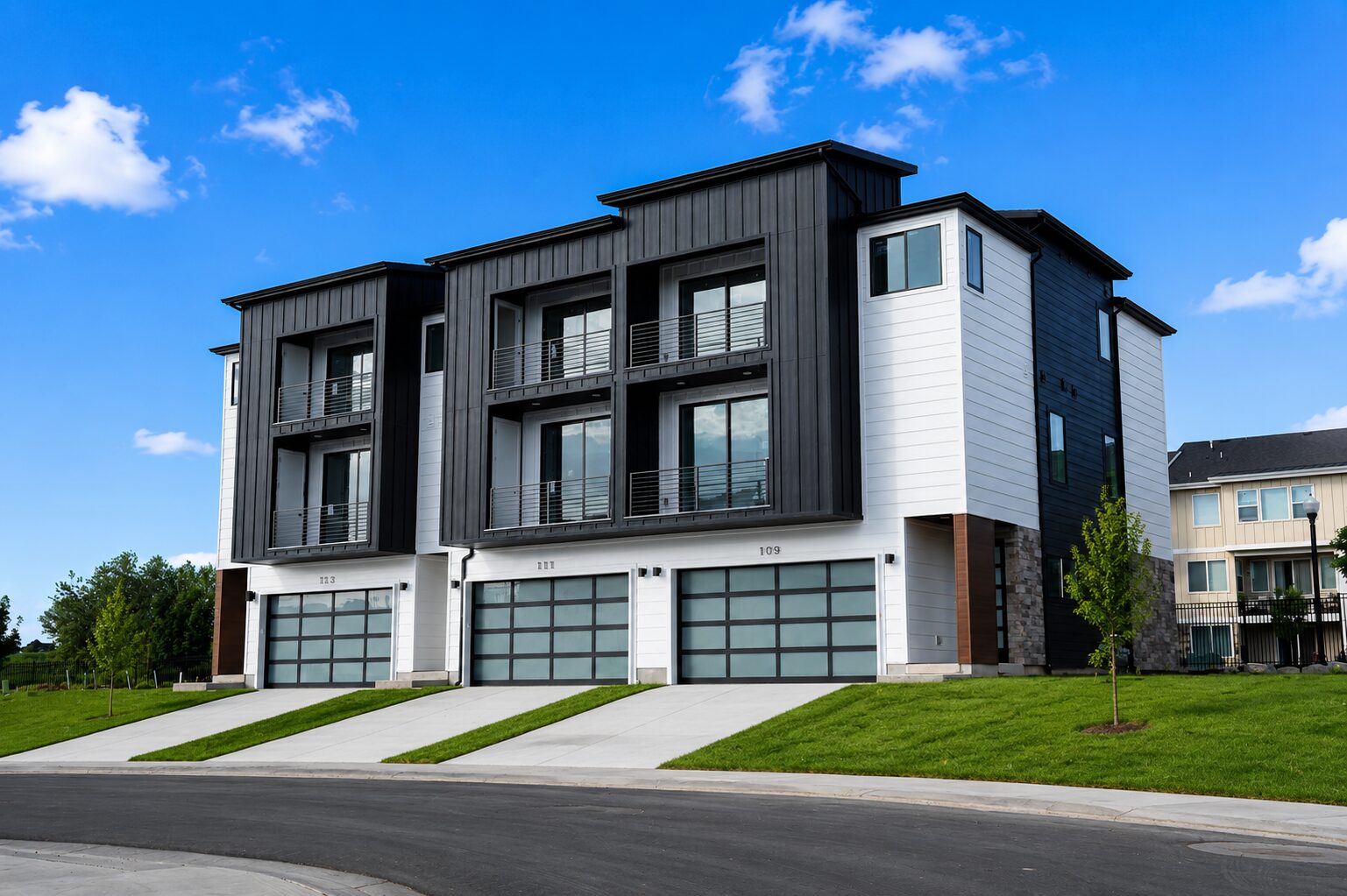 Talons Cove fairway and lake at The Fairways Townhomes